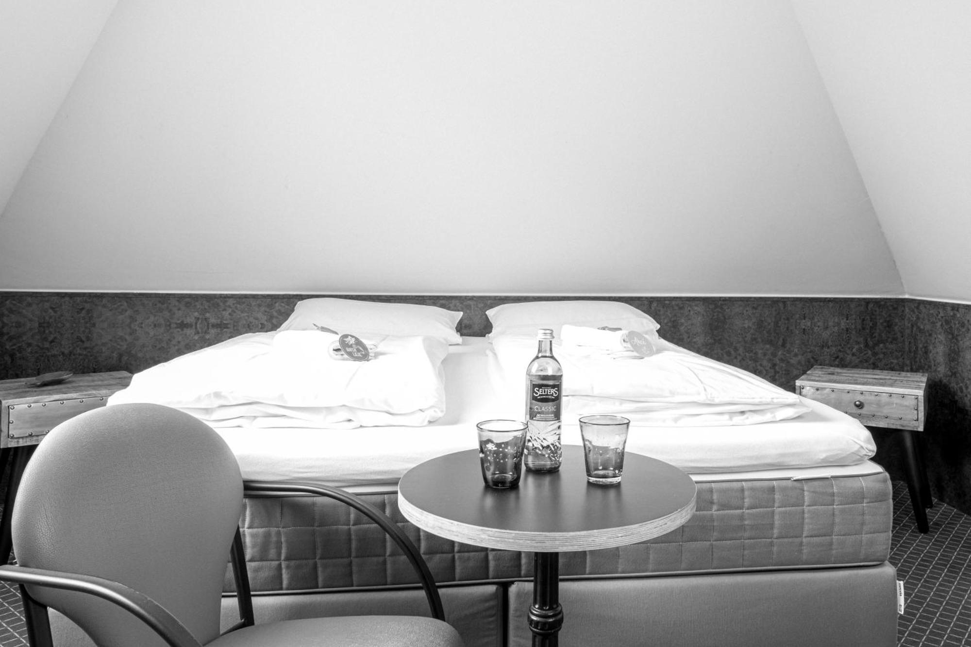 Hafen 17 Hotel Kueche Bar Kehl Bagian luar foto