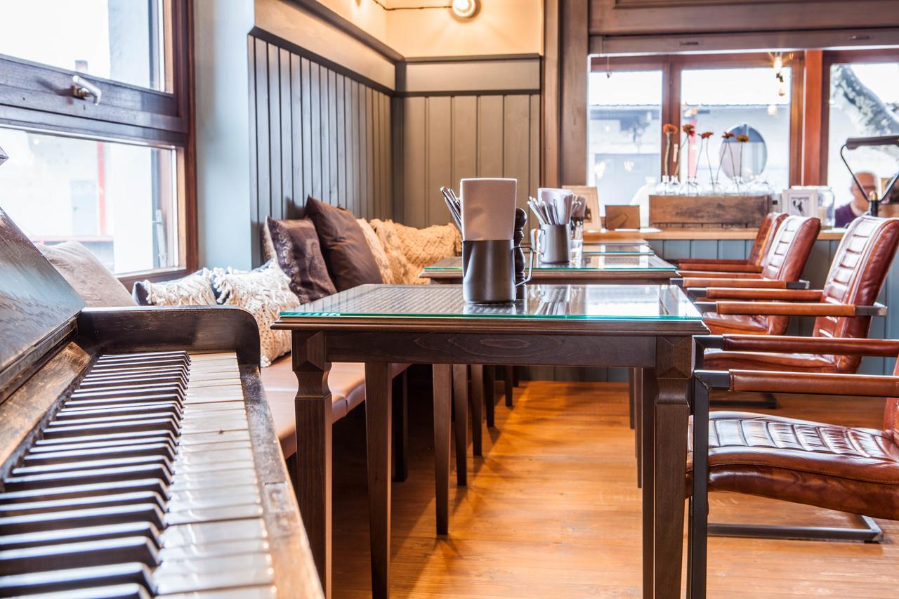 Hafen 17 Hotel Kueche Bar Kehl Bagian luar foto